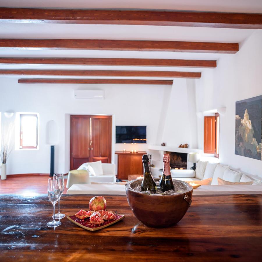 Aquaria Villa Karterados  Extérieur photo