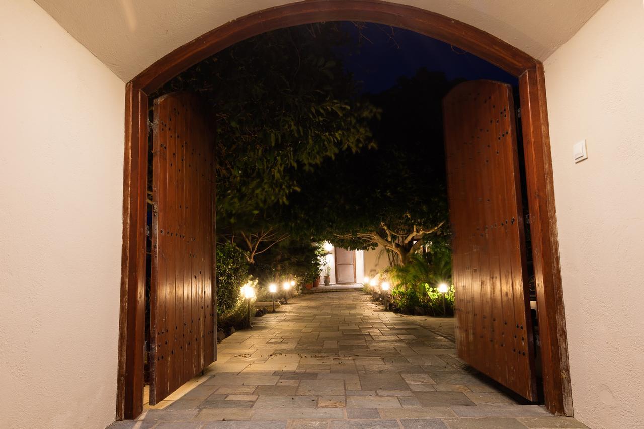 Aquaria Villa Karterados  Extérieur photo