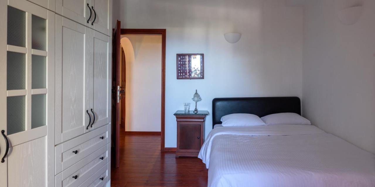 Aquaria Villa Karterados  Extérieur photo